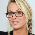 Kaley-Cuoco-roz-tilefona-11 - Τηλεφωνικό Σεξ Ροζ τηλέφωνα - Kaley Cuoco